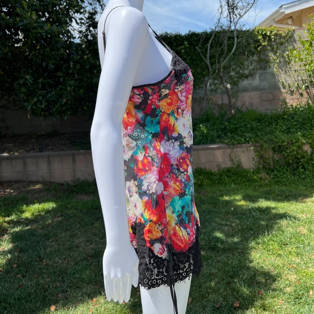 Dress - Picture 3 of 6